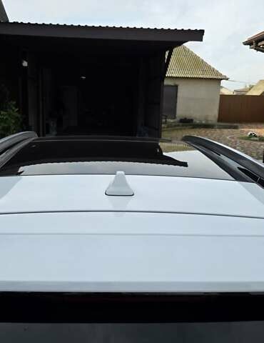 Белый Хендай Санта Фе, объемом двигателя 1.6 л и пробегом 58 тыс. км за 35500 $, фото 7 на Automoto.ua