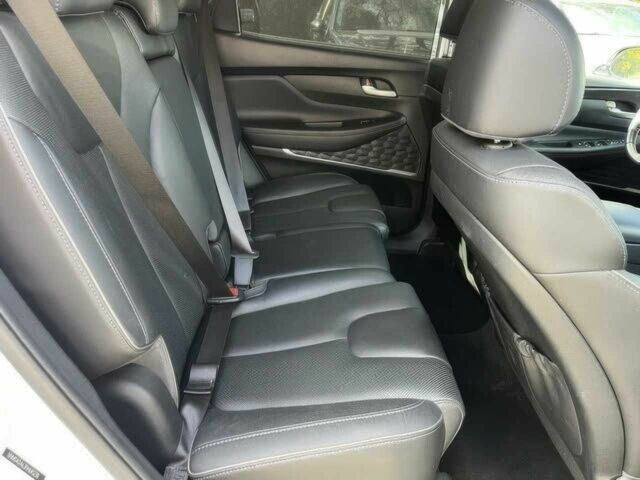 Белый Хендай Санта Фе, объемом двигателя 2.5 л и пробегом 30 тыс. км за 9100 $, фото 13 на Automoto.ua