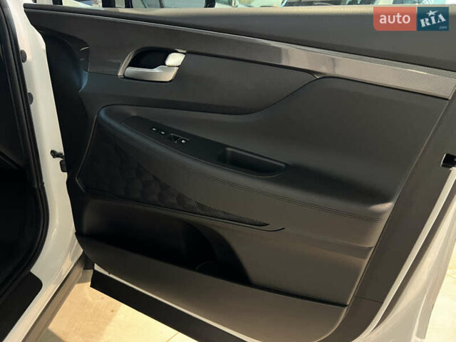 Білий Хендай Санта Фе, об'ємом двигуна 2.5 л та пробігом 29 тис. км за 32999 $, фото 17 на Automoto.ua