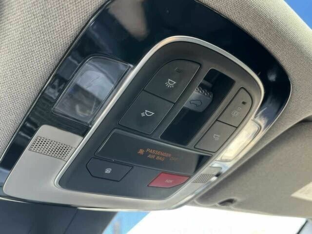 Белый Хендай Санта Фе, объемом двигателя 2.5 л и пробегом 30 тыс. км за 9100 $, фото 12 на Automoto.ua