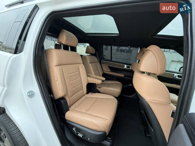 Белый Хендай Санта Фе, объемом двигателя 1.6 л и пробегом 18 тыс. км за 52222 $, фото 55 на Automoto.ua