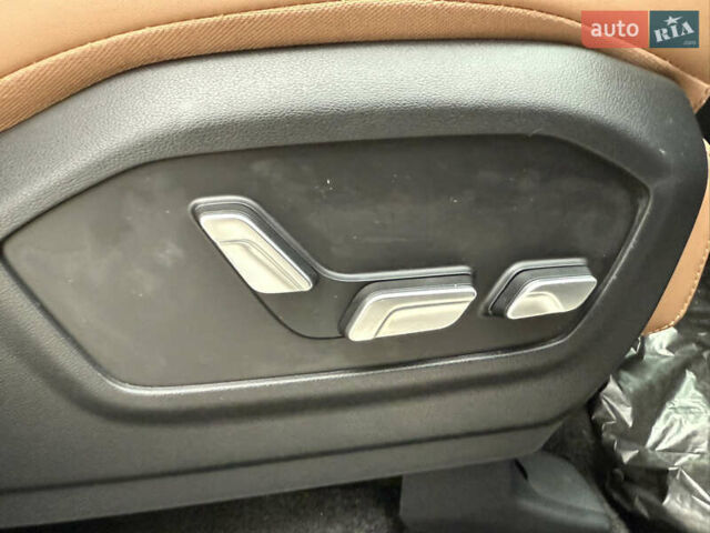 Белый Хендай Санта Фе, объемом двигателя 1.6 л и пробегом 18 тыс. км за 52222 $, фото 64 на Automoto.ua