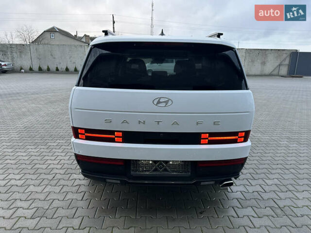 Белый Хендай Санта Фе, объемом двигателя 2.5 л и пробегом 4 тыс. км за 27900 $, фото 4 на Automoto.ua