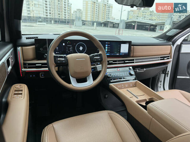 Белый Хендай Санта Фе, объемом двигателя 1.6 л и пробегом 18 тыс. км за 52222 $, фото 40 на Automoto.ua