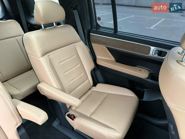 Белый Хендай Санта Фе, объемом двигателя 1.6 л и пробегом 18 тыс. км за 52222 $, фото 54 на Automoto.ua