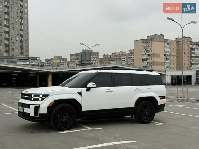 Белый Хендай Санта Фе, объемом двигателя 1.6 л и пробегом 18 тыс. км за 52222 $, фото 1 на Automoto.ua