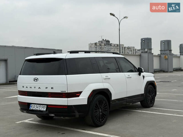 Белый Хендай Санта Фе, объемом двигателя 1.6 л и пробегом 18 тыс. км за 52222 $, фото 5 на Automoto.ua