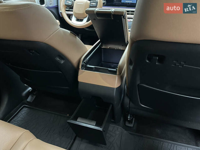 Белый Хендай Санта Фе, объемом двигателя 2.5 л и пробегом 29 тыс. км за 50000 $, фото 50 на Automoto.ua