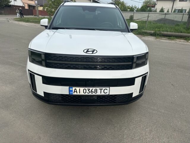 Белый Хендай Санта Фе, объемом двигателя 2.5 л и пробегом 3 тыс. км за 45000 $, фото 2 на Automoto.ua
