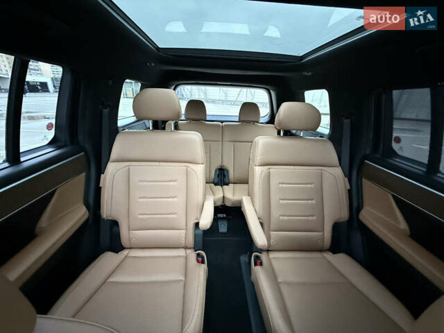 Белый Хендай Санта Фе, объемом двигателя 1.6 л и пробегом 18 тыс. км за 52222 $, фото 53 на Automoto.ua