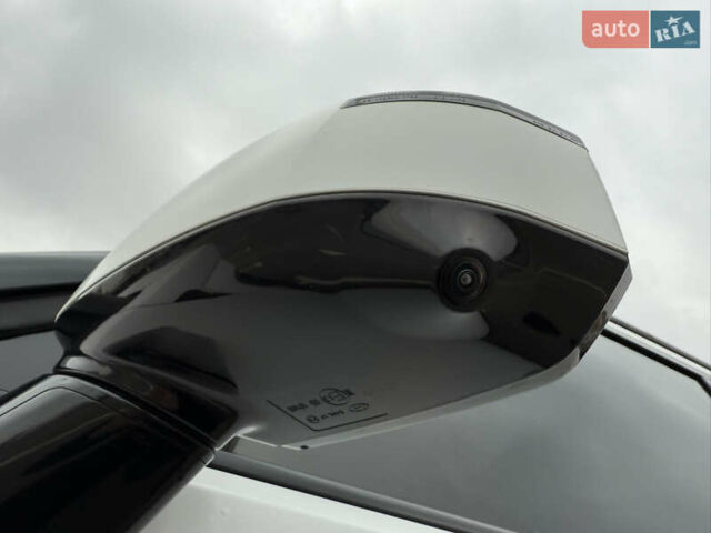 Белый Хендай Санта Фе, объемом двигателя 1.6 л и пробегом 18 тыс. км за 52222 $, фото 87 на Automoto.ua