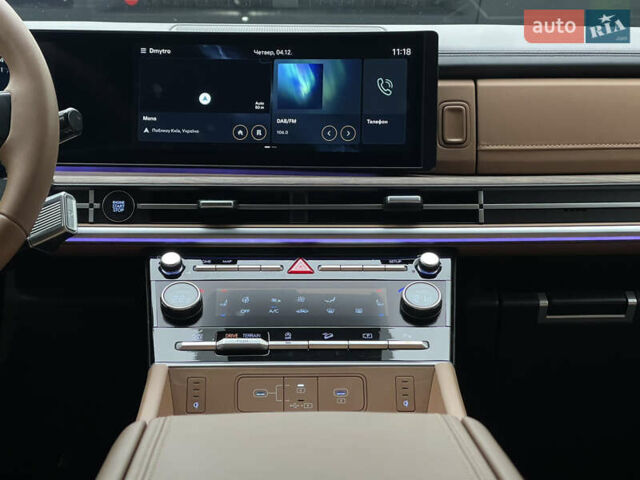 Белый Хендай Санта Фе, объемом двигателя 2.5 л и пробегом 29 тыс. км за 50000 $, фото 53 на Automoto.ua