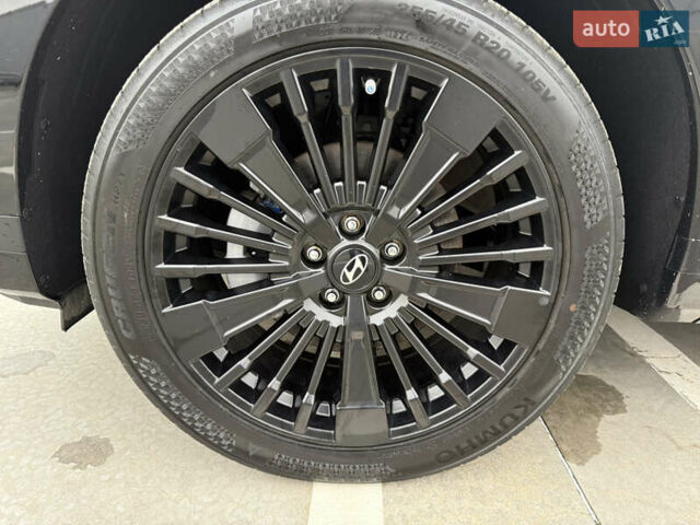 Белый Хендай Санта Фе, объемом двигателя 1.6 л и пробегом 18 тыс. км за 52222 $, фото 95 на Automoto.ua