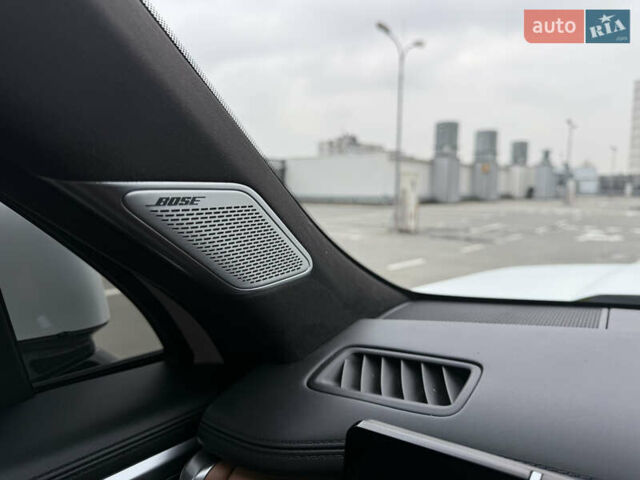 Белый Хендай Санта Фе, объемом двигателя 1.6 л и пробегом 18 тыс. км за 52222 $, фото 71 на Automoto.ua