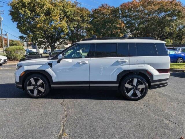 Белый Хендай Санта Фе, объемом двигателя 2.5 л и пробегом 7 тыс. км за 17500 $, фото 3 на Automoto.ua