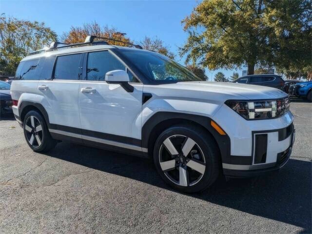 Белый Хендай Санта Фе, объемом двигателя 2.5 л и пробегом 7 тыс. км за 17500 $, фото 2 на Automoto.ua