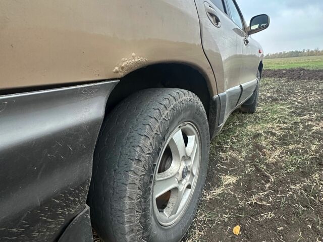 Бежевий Хендай Санта Фе, об'ємом двигуна 2 л та пробігом 385 тис. км за 4300 $, фото 11 на Automoto.ua