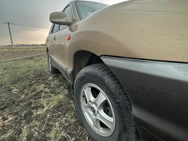 Бежевий Хендай Санта Фе, об'ємом двигуна 2 л та пробігом 385 тис. км за 4300 $, фото 13 на Automoto.ua