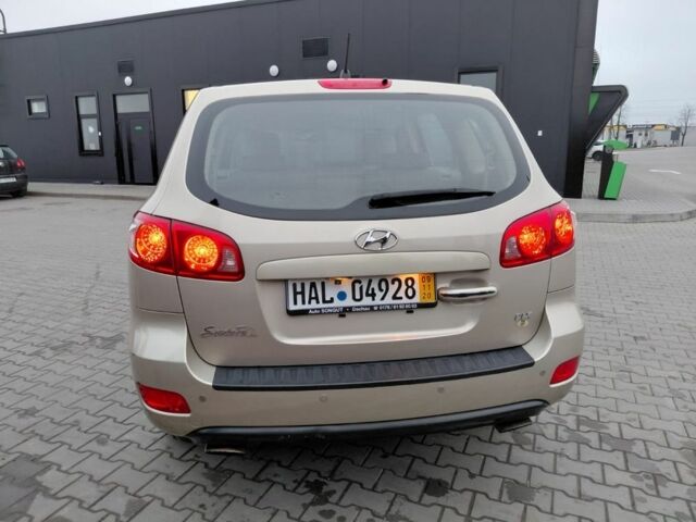 Бежевый Хендай Санта Фе, объемом двигателя 2.2 л и пробегом 204 тыс. км за 474 $, фото 8 на Automoto.ua