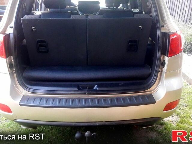 Бежевый Хендай Санта Фе, объемом двигателя 2.7 л и пробегом 279 тыс. км за 8500 $, фото 3 на Automoto.ua