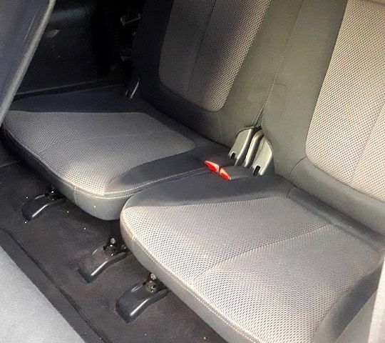 Бежевый Хендай Санта Фе, объемом двигателя 2.7 л и пробегом 279 тыс. км за 8500 $, фото 1 на Automoto.ua