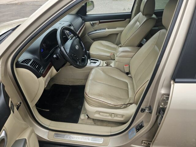 Бежевий Хендай Санта Фе, об'ємом двигуна 0 л та пробігом 260 тис. км за 5600 $, фото 8 на Automoto.ua