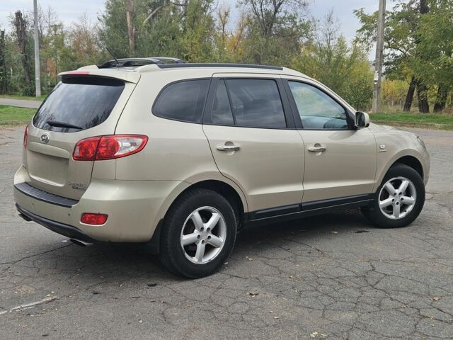Бежевий Хендай Санта Фе, об'ємом двигуна 0 л та пробігом 260 тис. км за 5600 $, фото 2 на Automoto.ua