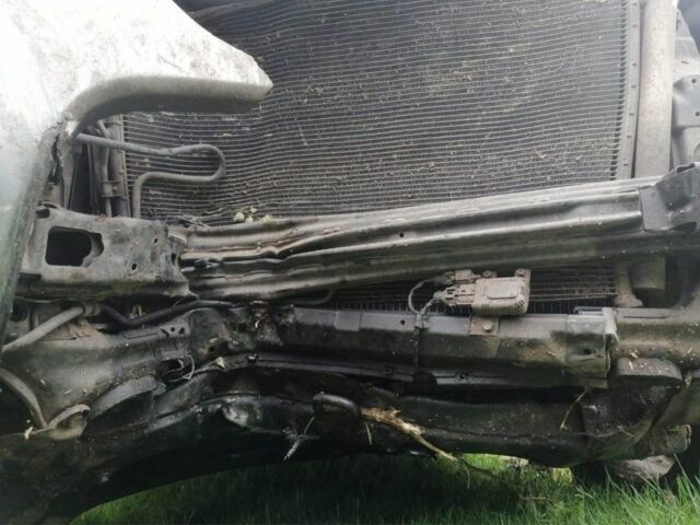 Бежевый Хендай Санта Фе, объемом двигателя 0 л и пробегом 250 тыс. км за 1750 $, фото 7 на Automoto.ua