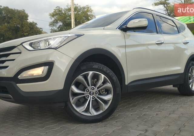 Бежевий Хендай Санта Фе, об'ємом двигуна 2 л та пробігом 175 тис. км за 17800 $, фото 11 на Automoto.ua