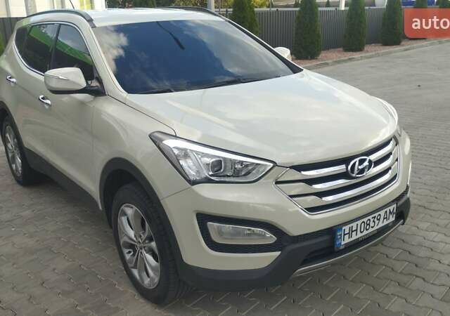 Бежевий Хендай Санта Фе, об'ємом двигуна 2 л та пробігом 175 тис. км за 17800 $, фото 2 на Automoto.ua