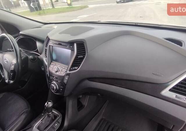 Бежевий Хендай Санта Фе, об'ємом двигуна 2 л та пробігом 175 тис. км за 17800 $, фото 38 на Automoto.ua