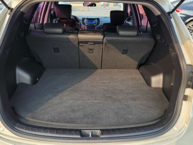 Бежевый Хендай Санта Фе, объемом двигателя 2 л и пробегом 184 тыс. км за 14500 $, фото 7 на Automoto.ua