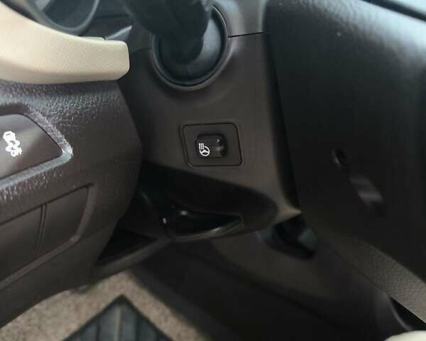 Бежевый Хендай Санта Фе, объемом двигателя 2.2 л и пробегом 211 тыс. км за 17500 $, фото 19 на Automoto.ua