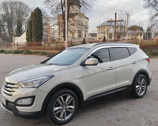 Бежевый Хендай Санта Фе, объемом двигателя 2.2 л и пробегом 224 тыс. км за 17500 $, фото 1 на Automoto.ua