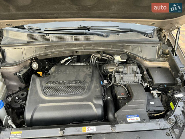 Бежевий Хендай Санта Фе, об'ємом двигуна 2.2 л та пробігом 207 тис. км за 18900 $, фото 14 на Automoto.ua