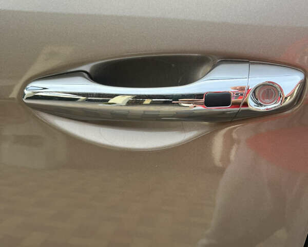 Бежевий Хендай Санта Фе, об'ємом двигуна 2.2 л та пробігом 207 тис. км за 18900 $, фото 16 на Automoto.ua