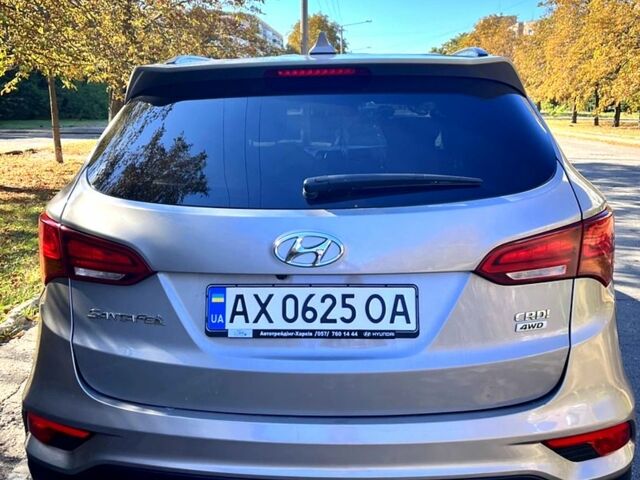 Бежевый Хендай Санта Фе, объемом двигателя 2.2 л и пробегом 100 тыс. км за 22000 $, фото 2 на Automoto.ua