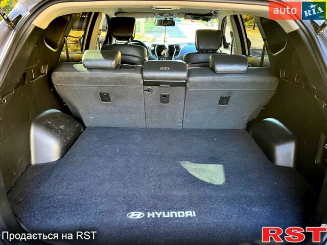Бежевый Хендай Санта Фе, объемом двигателя 2.2 л и пробегом 100 тыс. км за 22000 $, фото 6 на Automoto.ua