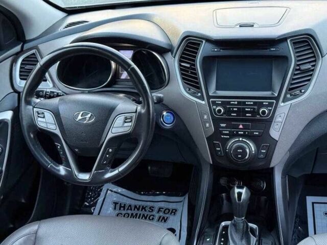 Бежевий Хендай Санта Фе, об'ємом двигуна 2.4 л та пробігом 54 тис. км за 2900 $, фото 6 на Automoto.ua