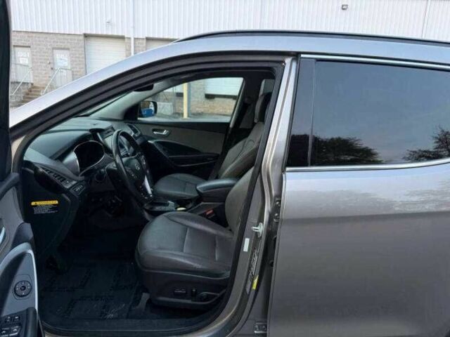 Бежевий Хендай Санта Фе, об'ємом двигуна 2.4 л та пробігом 54 тис. км за 2900 $, фото 4 на Automoto.ua