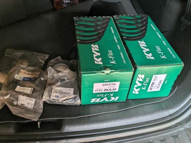 Черный Хендай Санта Фе, объемом двигателя 2.2 л и пробегом 270 тыс. км за 7700 $, фото 16 на Automoto.ua