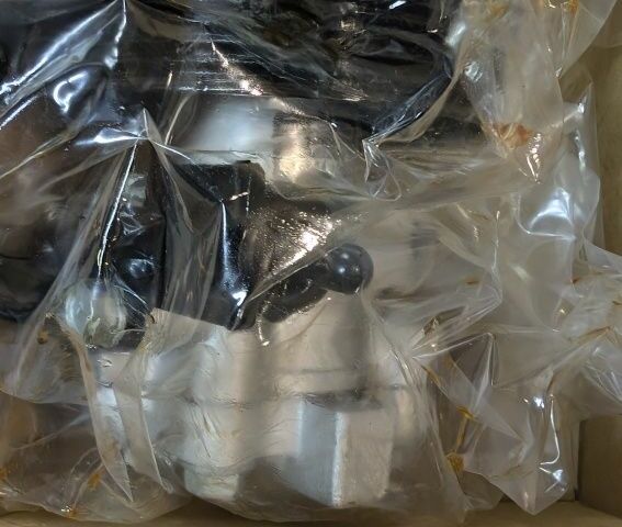 Черный Хендай Санта Фе, объемом двигателя 2.2 л и пробегом 270 тыс. км за 7700 $, фото 4 на Automoto.ua