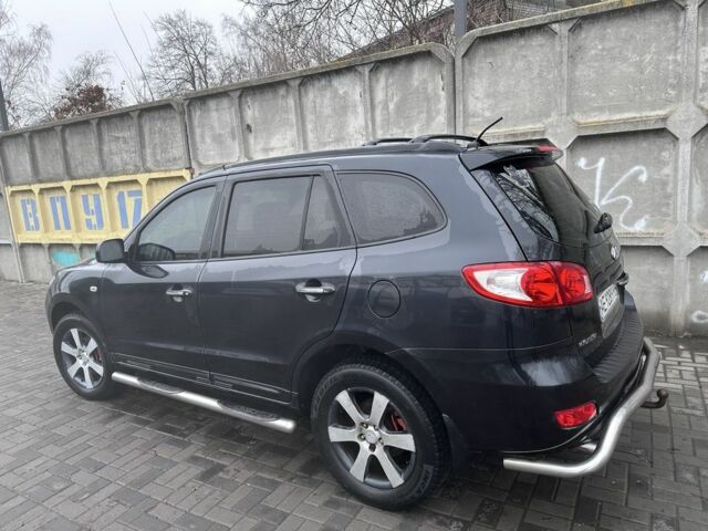 Черный Хендай Санта Фе, объемом двигателя 2.7 л и пробегом 213 тыс. км за 8200 $, фото 2 на Automoto.ua