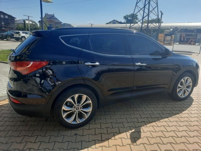 Черный Хендай Санта Фе, объемом двигателя 2 л и пробегом 178 тыс. км за 17500 $, фото 2 на Automoto.ua