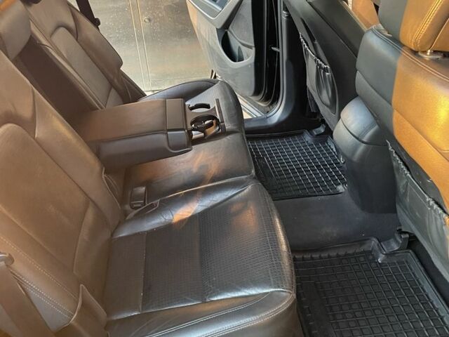 Черный Хендай Санта Фе, объемом двигателя 2.2 л и пробегом 200 тыс. км за 19000 $, фото 4 на Automoto.ua