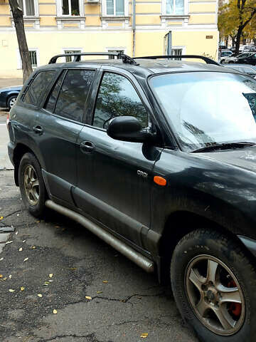 Черный Хендай Санта Фе, объемом двигателя 2 л и пробегом 265 тыс. км за 5500 $, фото 2 на Automoto.ua