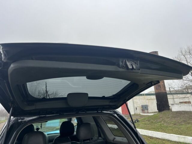 Чорний Хендай Санта Фе, об'ємом двигуна 2 л та пробігом 350 тис. км за 6999 $, фото 18 на Automoto.ua