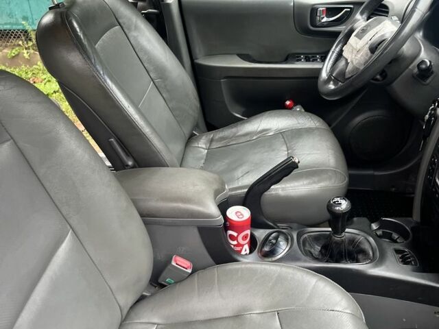 Чорний Хендай Санта Фе, об'ємом двигуна 2 л та пробігом 271 тис. км за 3400 $, фото 12 на Automoto.ua