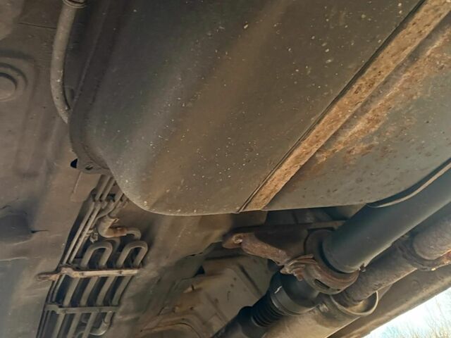 Черный Хендай Санта Фе, объемом двигателя 0 л и пробегом 239 тыс. км за 2800 $, фото 3 на Automoto.ua