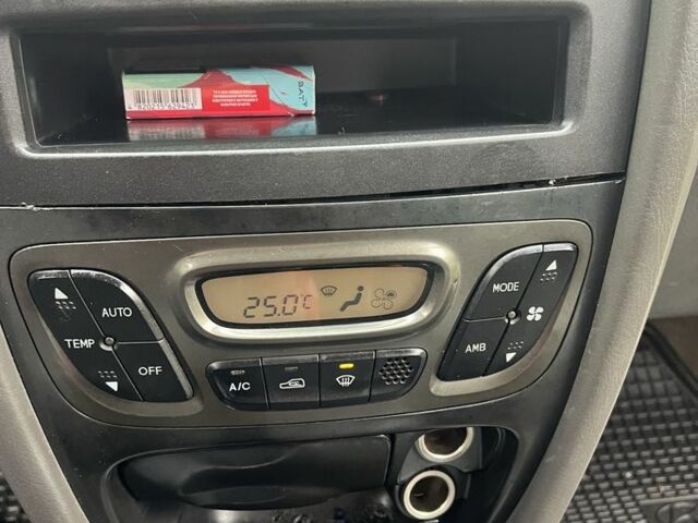 Чорний Хендай Санта Фе, об'ємом двигуна 2 л та пробігом 271 тис. км за 3400 $, фото 15 на Automoto.ua